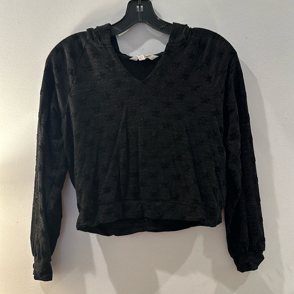 Black hoodie with stars